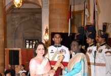 जब राष्ट्रपति भवन में गूंजा ‘ही-मैन’ धर्मेंद्र का नाम, नम हुईं हेमा मालिनी की आंखें