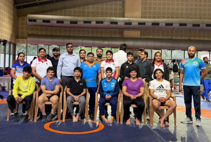 Indian Womens' Wrestling Team posing after victory