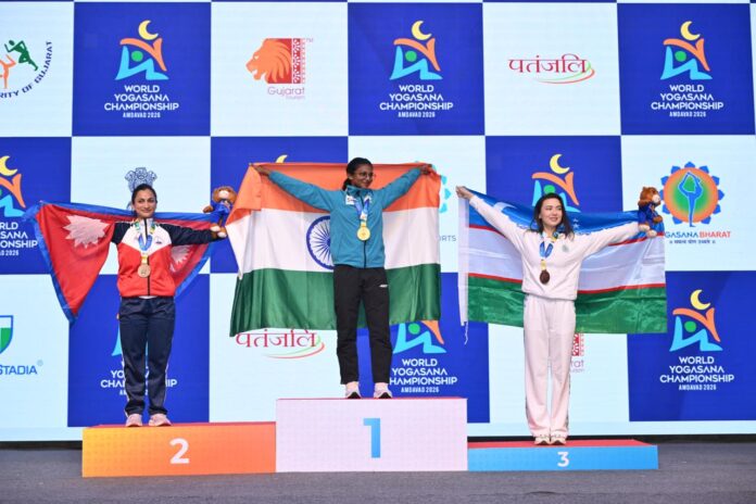 Photo 2 - India's Selvarasi claims the top spot winning the Goal medal while Nepal's Manju Tolange wins Silver and Uzbekistan's Eldana Magdieva wins the Bronze Medal