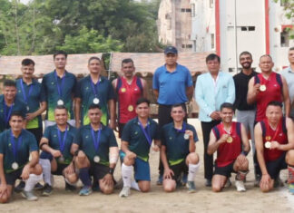 पेनल्टी स्ट्रोक में गोल से मध्य कमान ने जीती विजेता ट्रॉफी