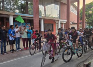 विश्व साइकिल दिवस पर लखनऊ में निकली जागरूकता रैली, मुशर्रफ अहमद ने दिखाई हरी झंडी