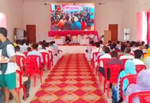 किसान धन्यवाद सभा में मुख्यमंत्री योगी आदित्यनाथ एवं विधायक डॉ. राजेश्वर सिंह के प्रति किसानों ने व्यक्त किया आभार