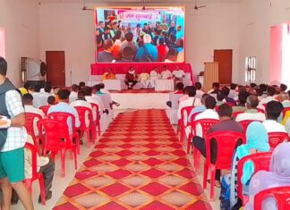 किसान धन्यवाद सभा में मुख्यमंत्री योगी आदित्यनाथ एवं विधायक डॉ. राजेश्वर सिंह के प्रति किसानों ने व्यक्त किया आभार