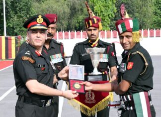 लखनऊ में एएमसी सेंटर और कॉलेज के ऑफिसर्स ट्रेनिंग कॉलेज में सीनियर कैडर कोर्स-01 की समापन परेड आयोजित