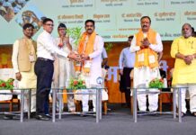 काशी में प्रथम ‘विकसित भारत–जी राम जी’ पंच सम्मेलन आयोजित, विकसित भारत के लिए ग्राम विकास का रोडमैप तैयार करने का आह्वान