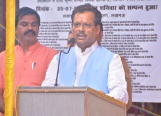 विधायक ओपी श्रीवास्तव ने पूर्वी विधानसभा के 18 वार्डों के 63 पार्कों में ओपन जिम की दी सौगात