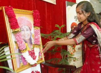 जगद्गुरु साईं माँ के शिष्यों ने आरती, सांस्कृतिक प्रस्तुतियों और 100 खाद्य पार्सल वितरण के साथ गुरु पूर्णिमा मनाई