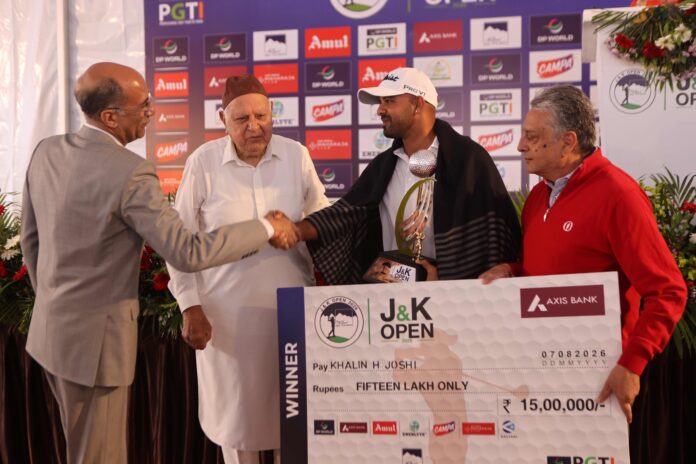Prize Presentation Picture