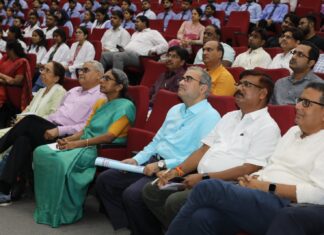 विज्ञान संचार में हिंदी की भूमिका पर सीएसआईआर-सीडीआरआई में मंथन
