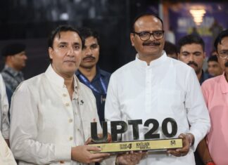 बारिश के बीच गौर गोरखपुर लायंस का कमाल, लखनऊ फाल्कन्स को चार विकेट से हराया