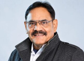 ‘मेरी एक टांग नकली है…’ से हंसाने वाले मुश्ताक खान नहीं रहे, 56 की उम्र में निधन