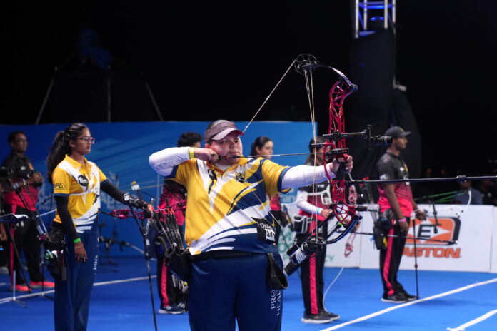 APL Season 2 – Alejandra Usquiano, compound archer of Chola Chiefs in action against Prithviraaj Yodhas during day 8 of the APL season 2 in Hyderabad.JPG