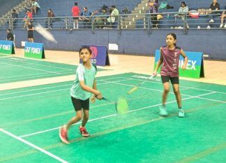 अदिति दोहरे खिताब की होड़ में, लोकशिता संग जीता युगल खिताब एकल के भी फाइनल में बनाई जगह