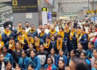 ढाका में भारतीय महिला हैंडबॉल टीम ने स्वर्ण पदक जीतकर लहराया परचम